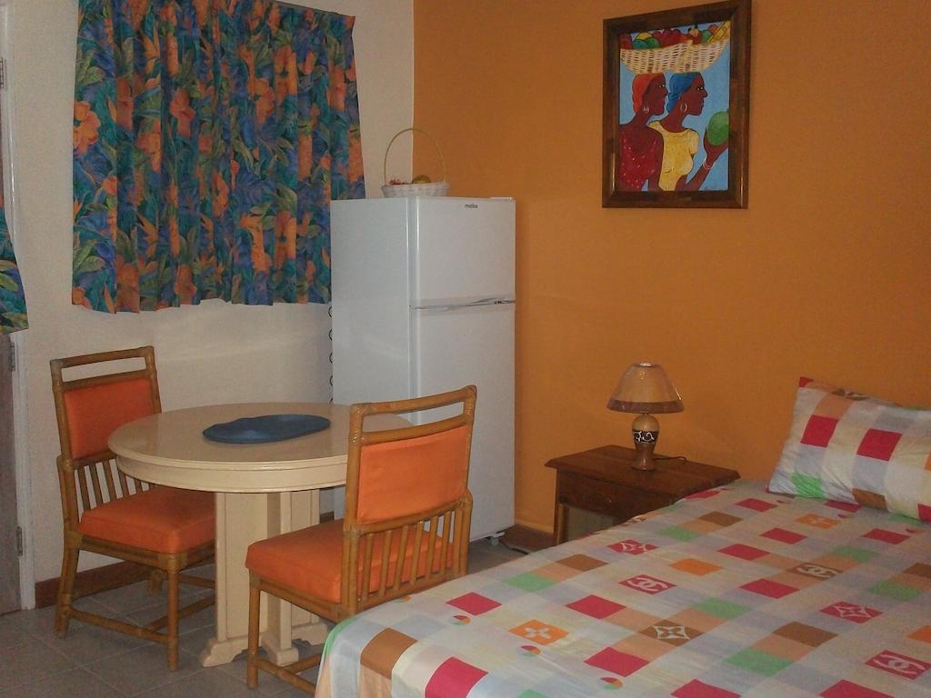 Point Village, Negril, Jamaica Habitación foto